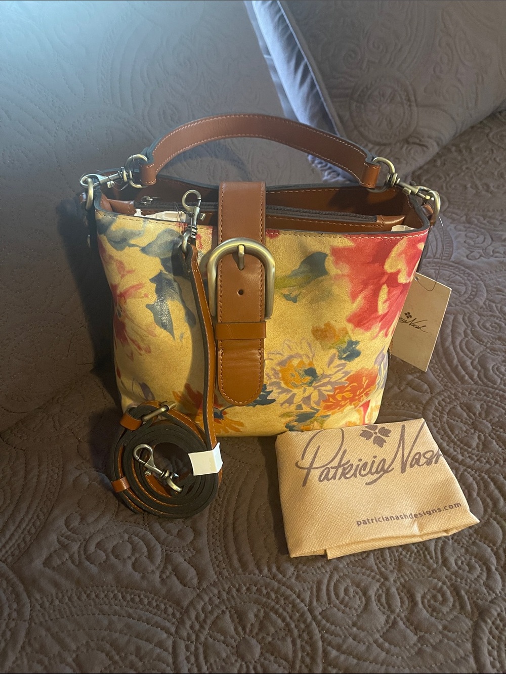 Patricia Nash Yellow Floral Leather Bucket Bag with Tan Trim New with Tags